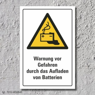 Warnschild "Gefahr durch aufladen von Batterien", DIN ISO 7010, 3 mm Alu-Verbund  450 x 300 mm