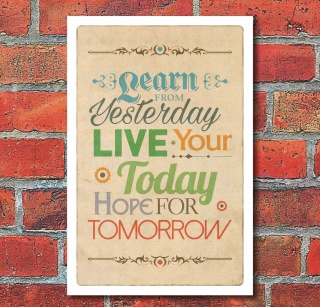 Schild Vintage Retro Spruch Learn from Yesterday Geschenk Geburtstag Alu-Verbund