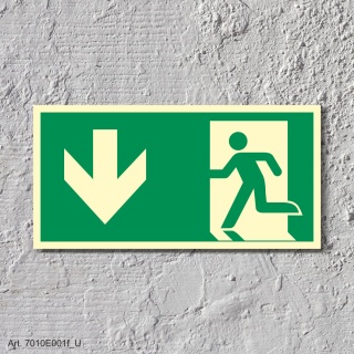 7. Rettungsweg Richtungspfeil - Schild 400 x 200 mm