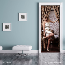 Türtapete Türposter Türfolie Elegante Frau Vorhang , selbstklebend 2050 x 880 mm