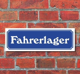 Schild im Straßenschild-Design "Fahrerlager" 30 x10 cm Alu-Verbund