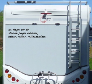 Aufkleber Wagen vor dir ein junges Mädchen Wohnmobil Wohnwagen Camping Caravan