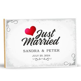 Holzschild "Just married" – Dekoschild mit Ihrem Wunschtext/Wunschnamen für die Hochzeit aus Holz 30x20 cm inkl. Wandhalterung