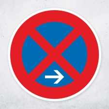 Schild „Absolutes Halteverbot – Pfeil...